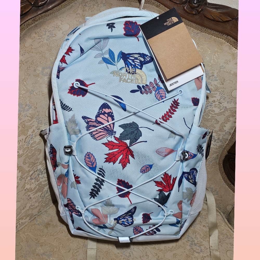 🚨Last Chance The North Face Backpack